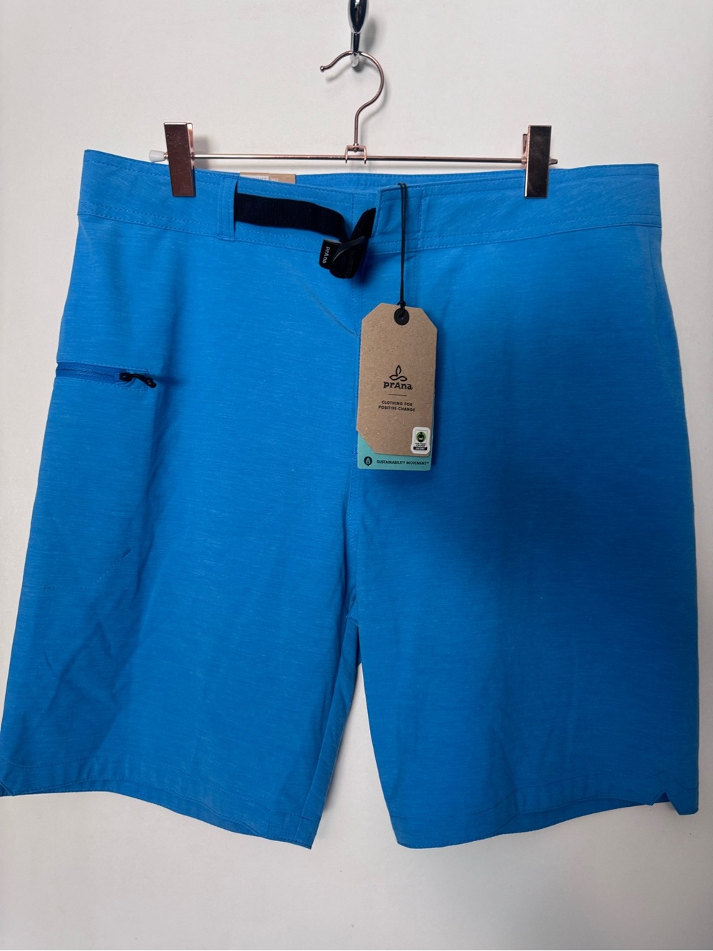 NWT PrAna Hybrid Performance Shorts 32 | Blue | 8” Inseam | Hiking